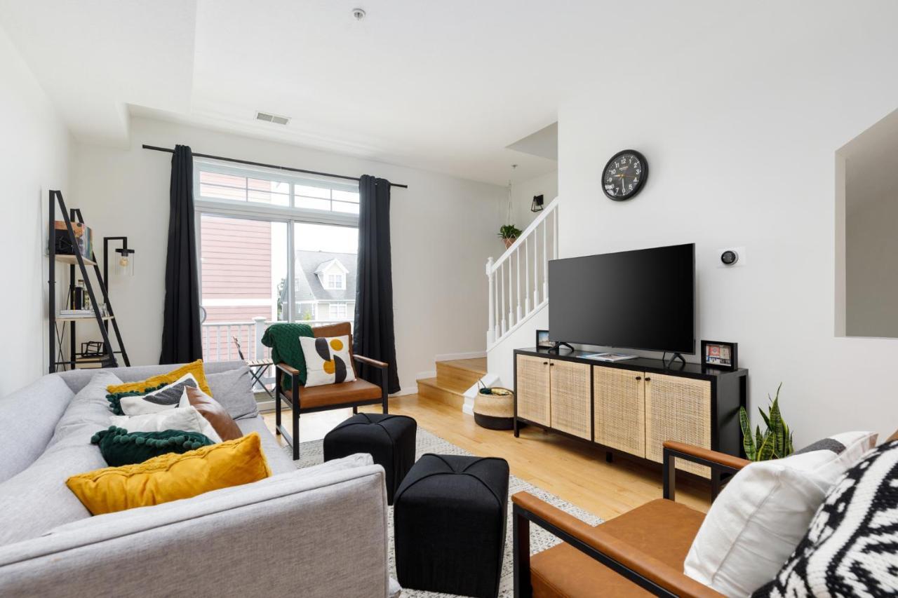 Midtown Modern - Urban Condo Walkable To Bars And Beach トラバーズ・シティ エクステリア 写真